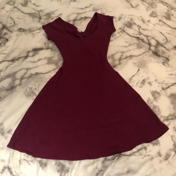 XS Garage Burgundy Open Back Dress
